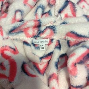 Vera Bradley Intimates & Sleepwear - Brand new Vera Bradley Robe Vera Bradley Intimates & Sleepwear - Brand new Vera Bradley Robe